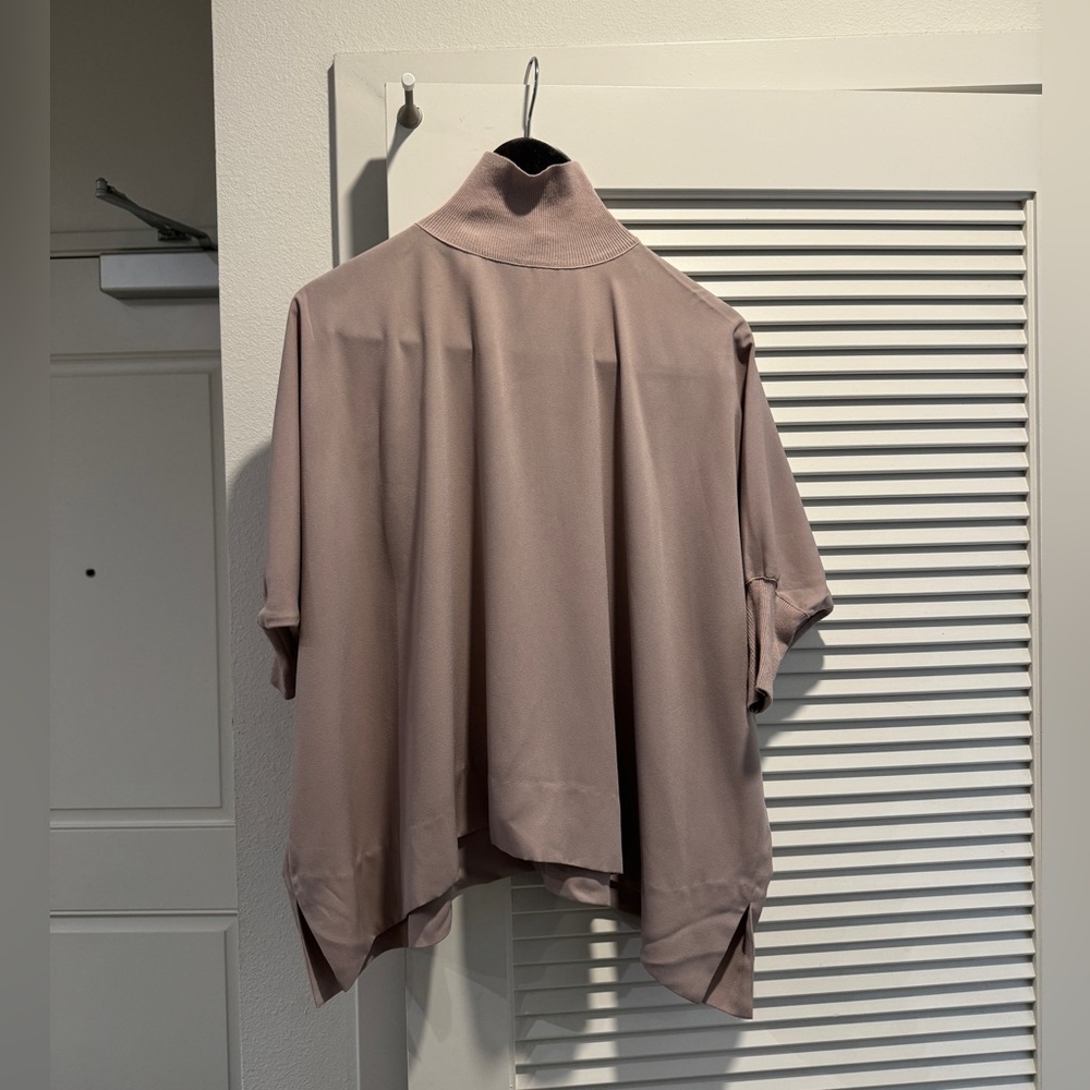 Babaton: top